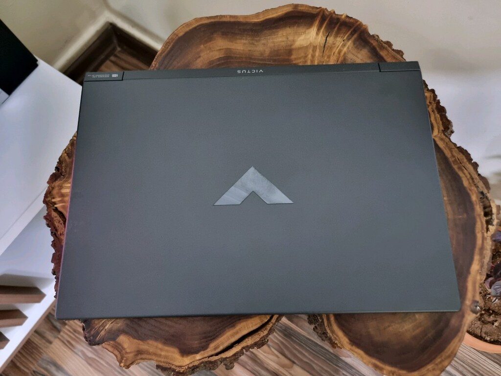 Hp Victus Ryzen7-7840HS RTX 4070 (8GB) 32GB RAM 1 TB SSD 2K EKRAN - 9