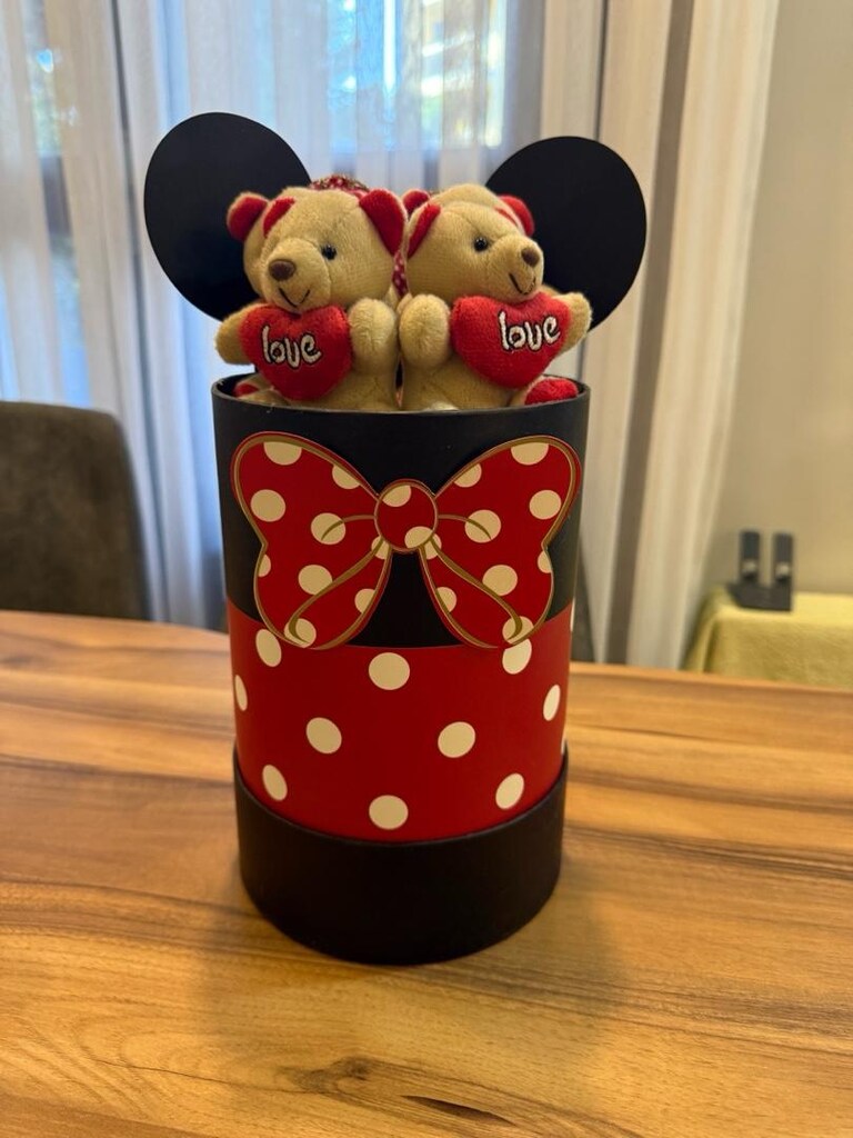 Mickey Mouseli Kutuda Kırmızı Peluş Ayılar - 2
