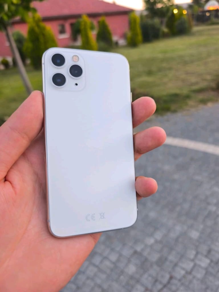İPHONE 11 PRO 64 GB TR - 2