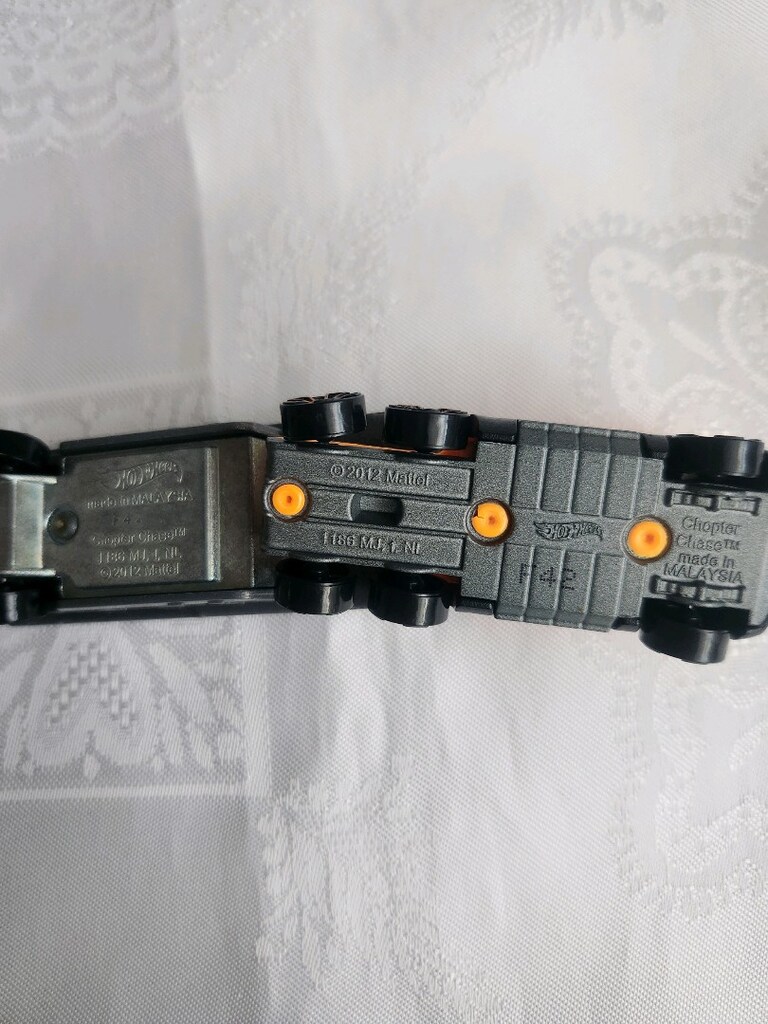 hotwheels trackın trucks chopter chase kamyon takibi taşıyıcı tır 2012 - 11