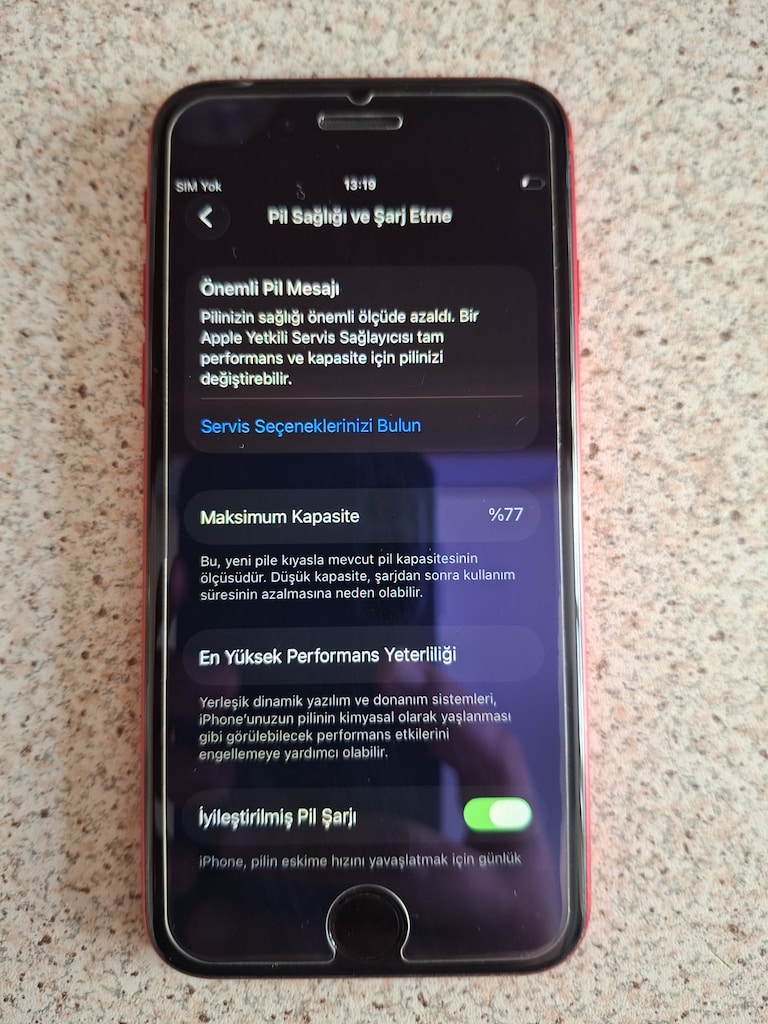 Apple Iphone SE 2020 Kırmızı - 3