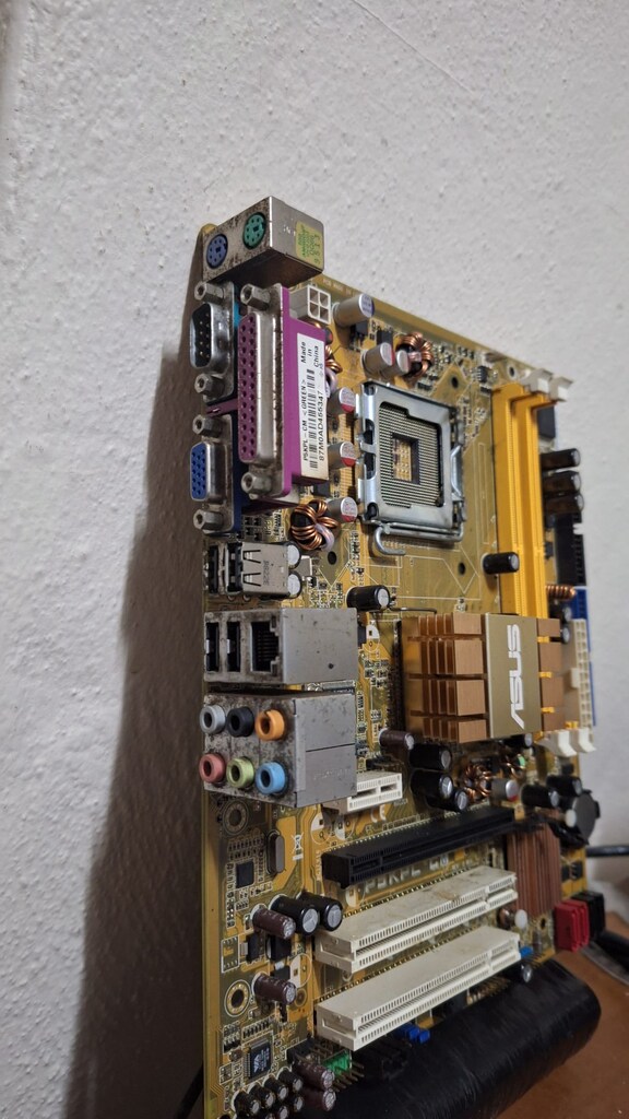 ASUS P5KPL-CM Anakart - 3