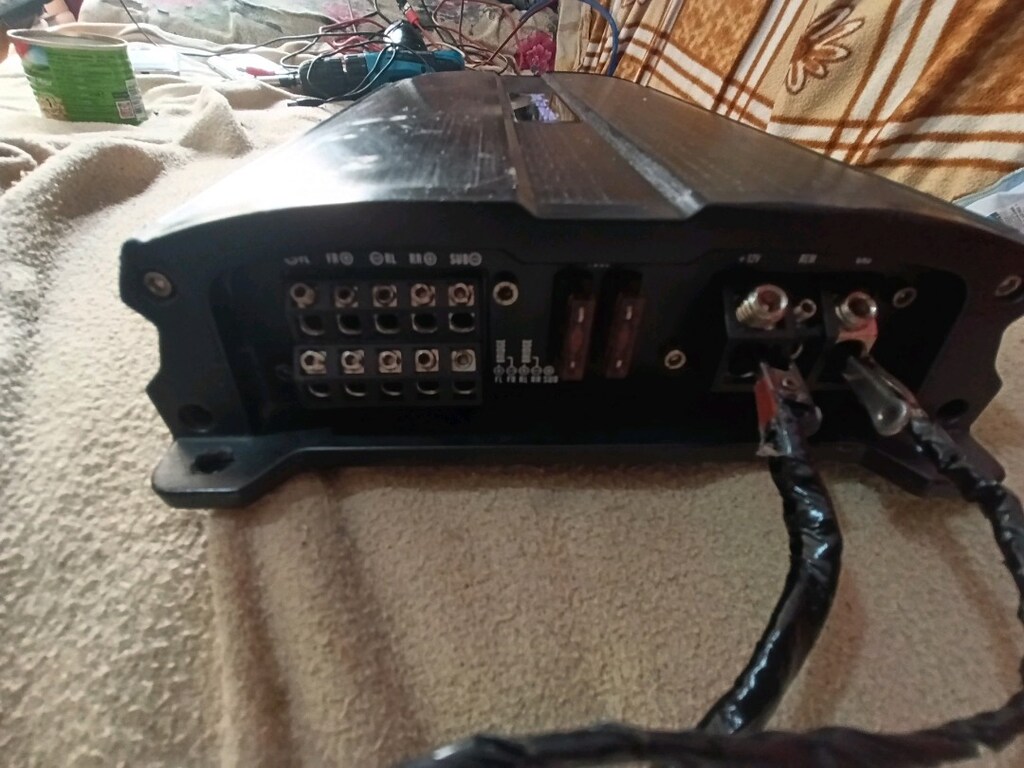 5 kanal digital 4000watt amfi 4x100+500 rms - 5