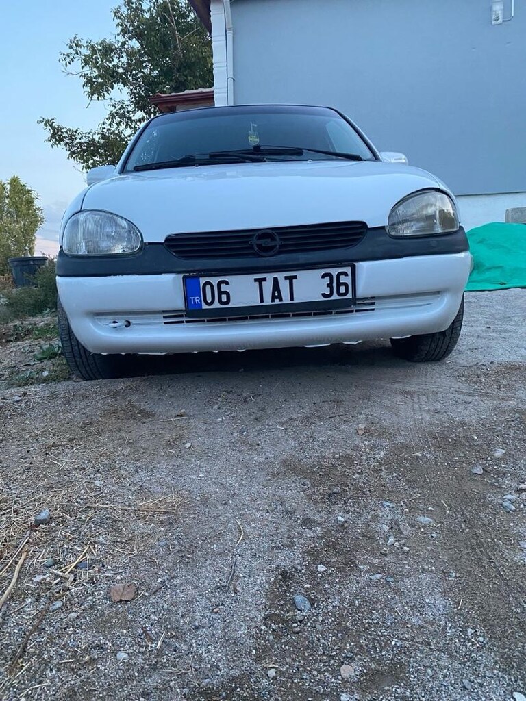 OTOBAN FARESİ OPEL CORSA - 2