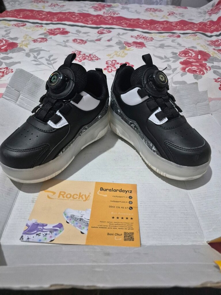 2sefer giyilmiş paten ortapedik 32numara ayakabı - 2
