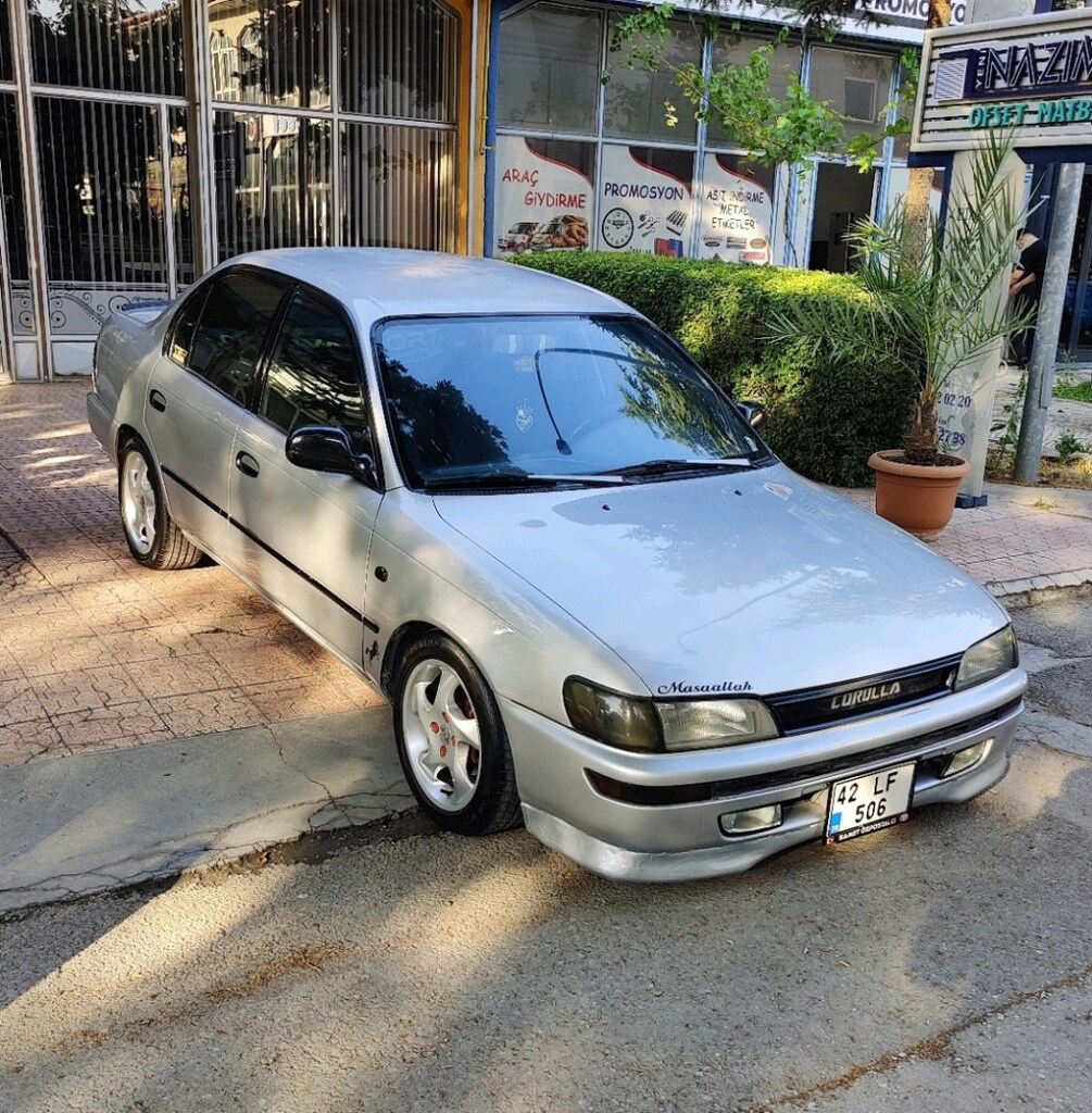 TOYOTA COROLLA 1.6 XEİ KLİMALI ORJİNAL - 3