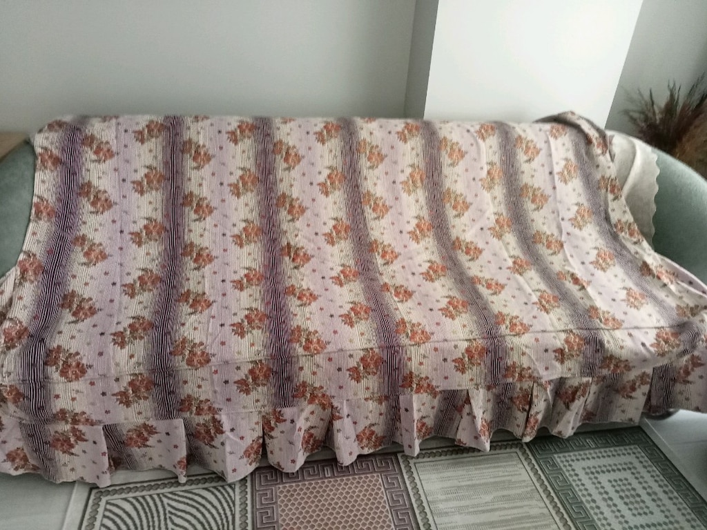 Kanepe örtüsü - 2