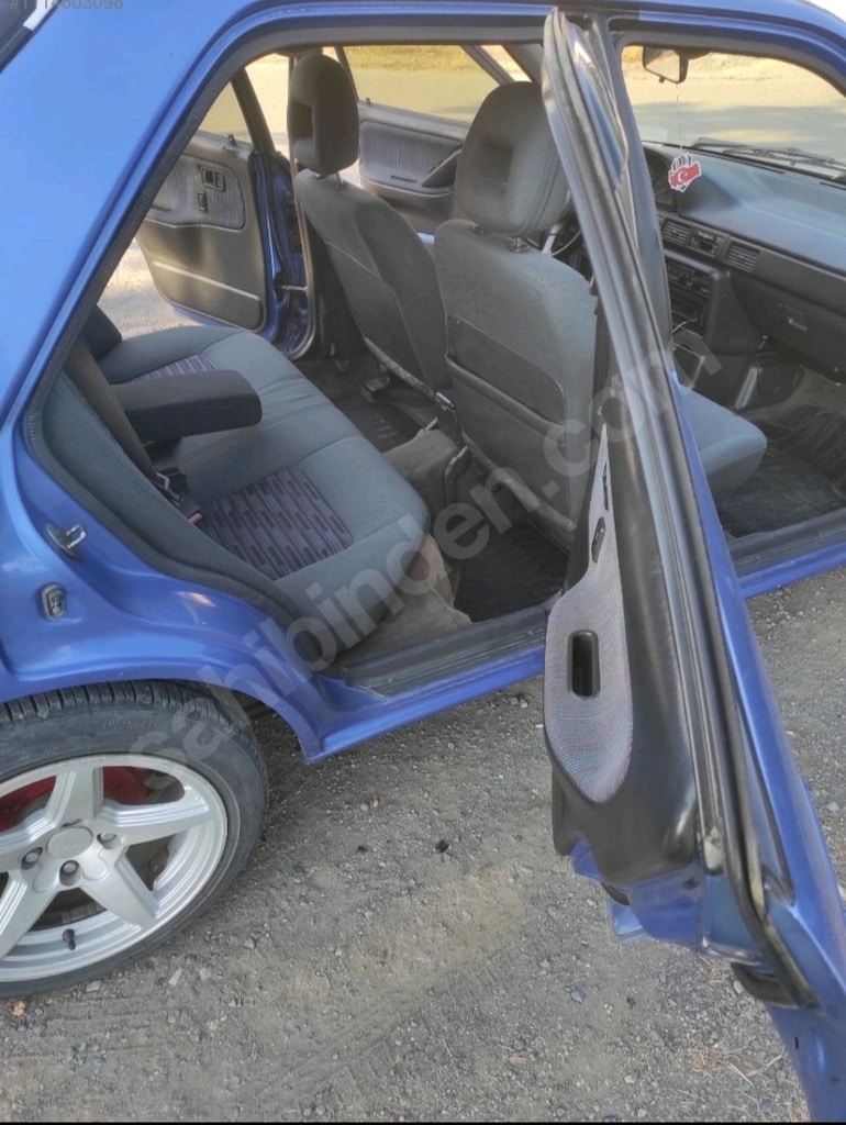 mazda 323 sedan 1.6 - 16 valf - 9