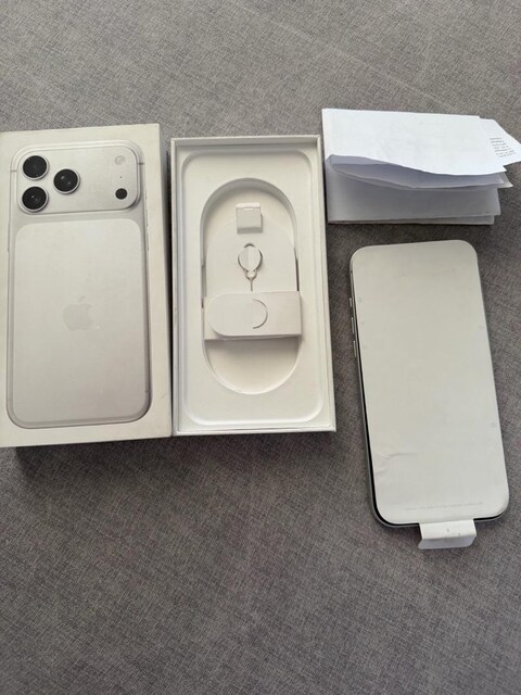 iPhone 17 pro max 256 gb beyaz