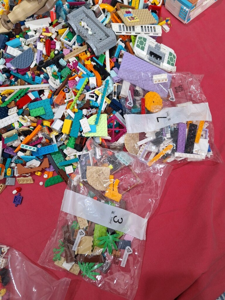 10 BUÇUK KİLO LEGO KLASİK - 12