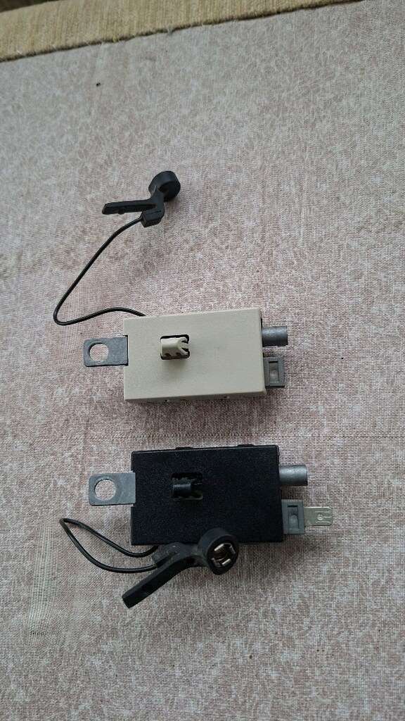 VOLVO C30 Anten Amplifikatör,Arka kelebek cam ısıtıcı 30732030 2007-12 - 3
