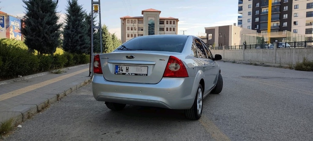 Temiz Düşük km Ford Focus 2.5 - 4