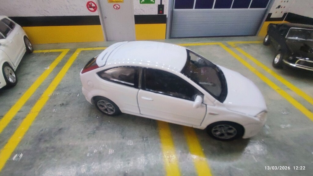 Ford Focus ST modeli metal diecast oyuncak araba - 7