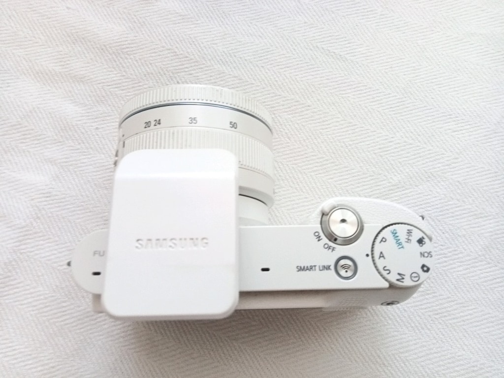 Samsung NX1000 Fotoğraf Makinesi - 7