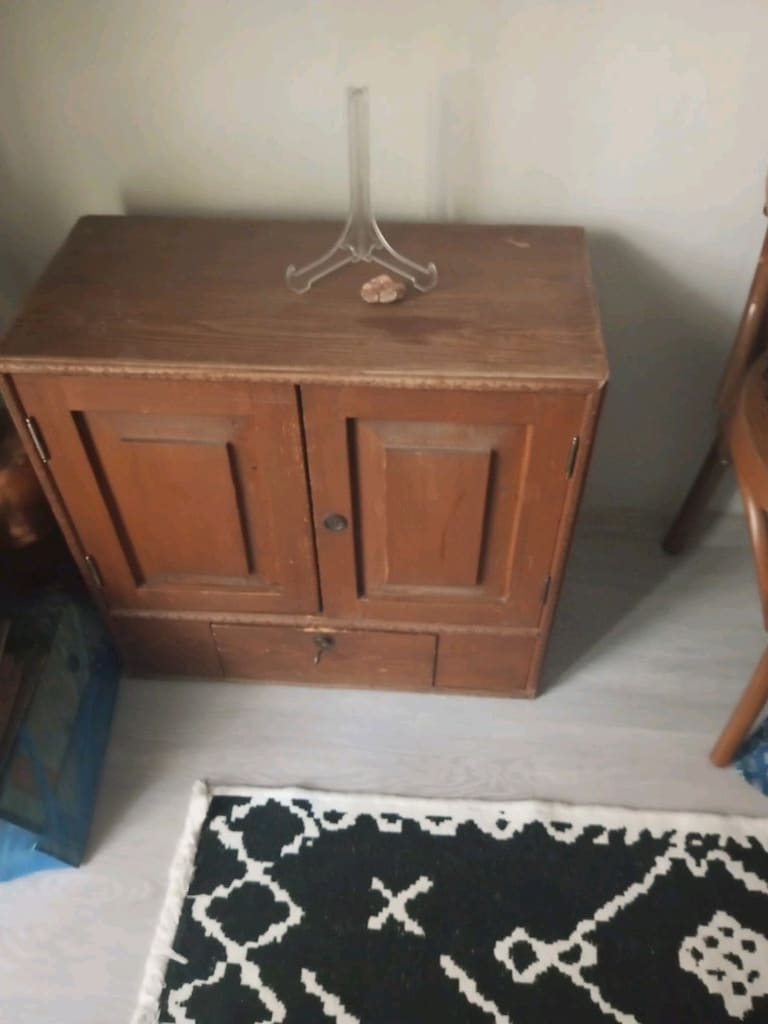 100 de 100 ahsap tahta dolap antika - 2
