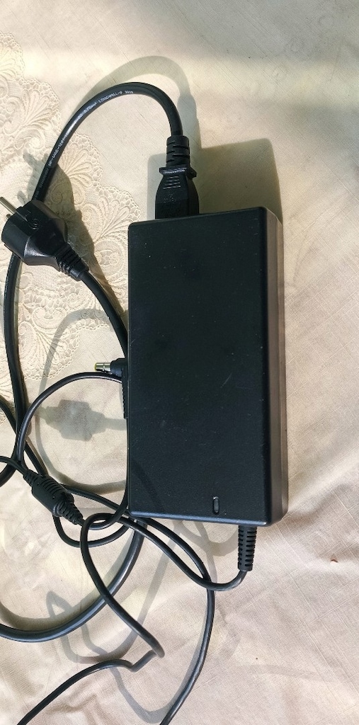 Lenovo Orijinal Şarj Adaptörü (130W) - 5