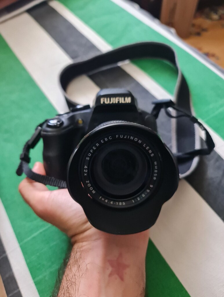 Fujifilm HS55 EXR Fotoğraf Makinası - 3