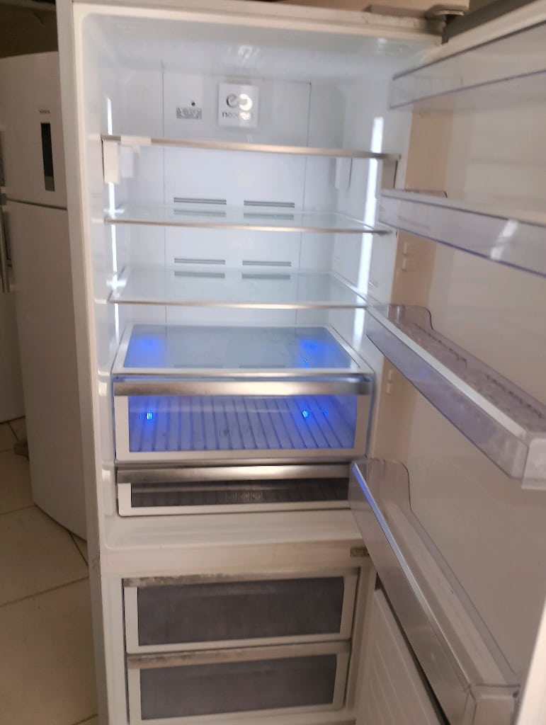 Beko nofros buzdolabı nakliye kurulum dağil sorunsuz - 11