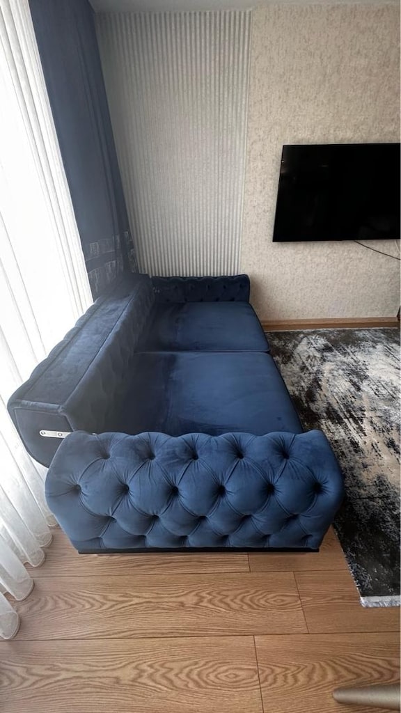 Salon Takımı Satılık – Koltuk, Berjer, Masa ve 4 Sandalye - 8