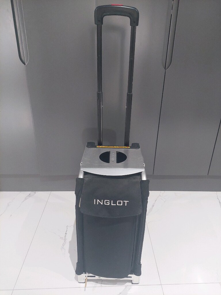 Inglot Make Up Artist Tekerlekli Makyaj Çantası - 2