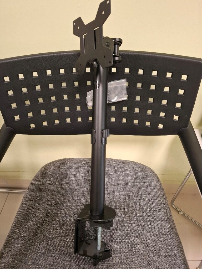 Digitus 17"-32" Sütun Tipi Tekli Monitör Tutucu - 2