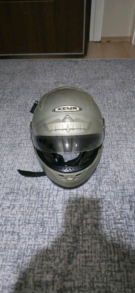 zeus kask - 2