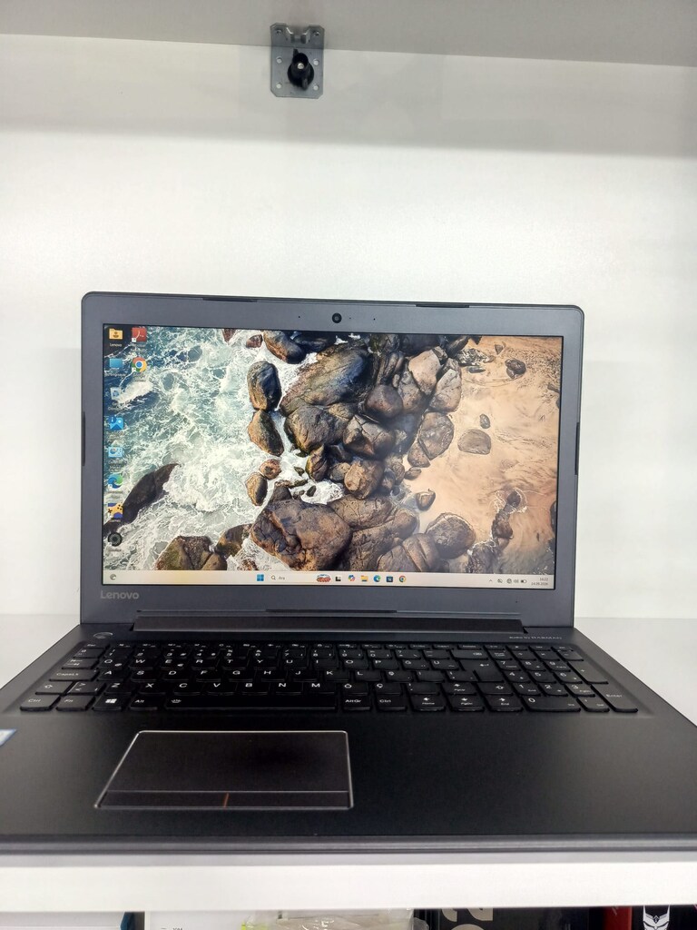 LENOVO İ5 7200U İŞLEMCİ + 2GB HARİCİ EKRAN KARTI + 8GB DDR4 RAM - 15