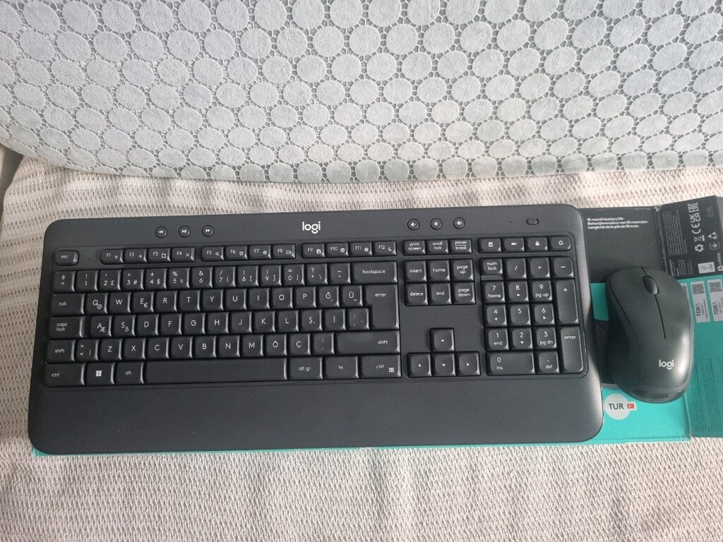 Logitech Kablosuz MK540 Klavye Mouse Seti - 3