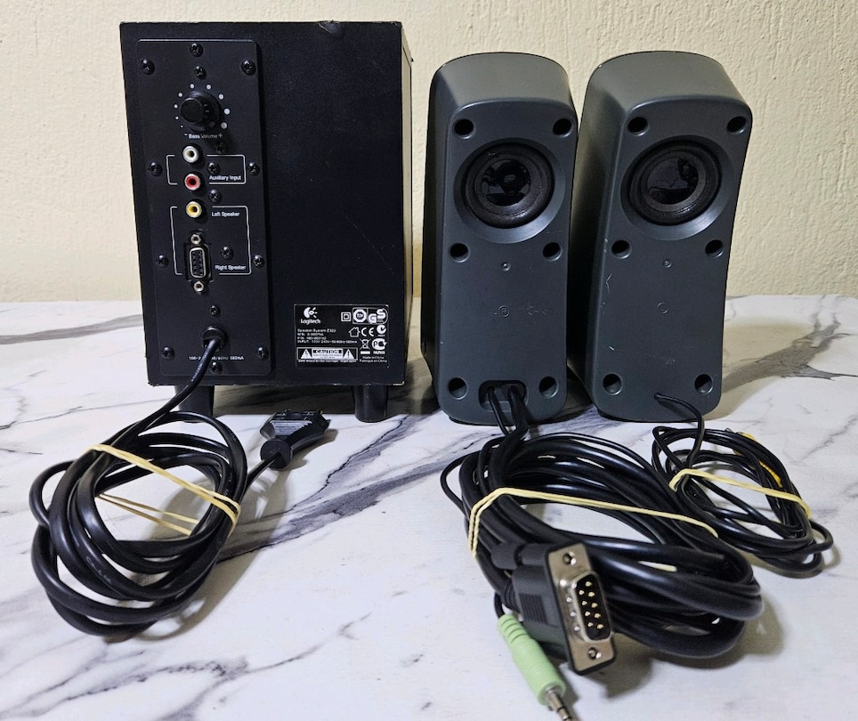 Logitech Z323 2+1 Ses Sistemi Temiz 30Watt RMS - 4