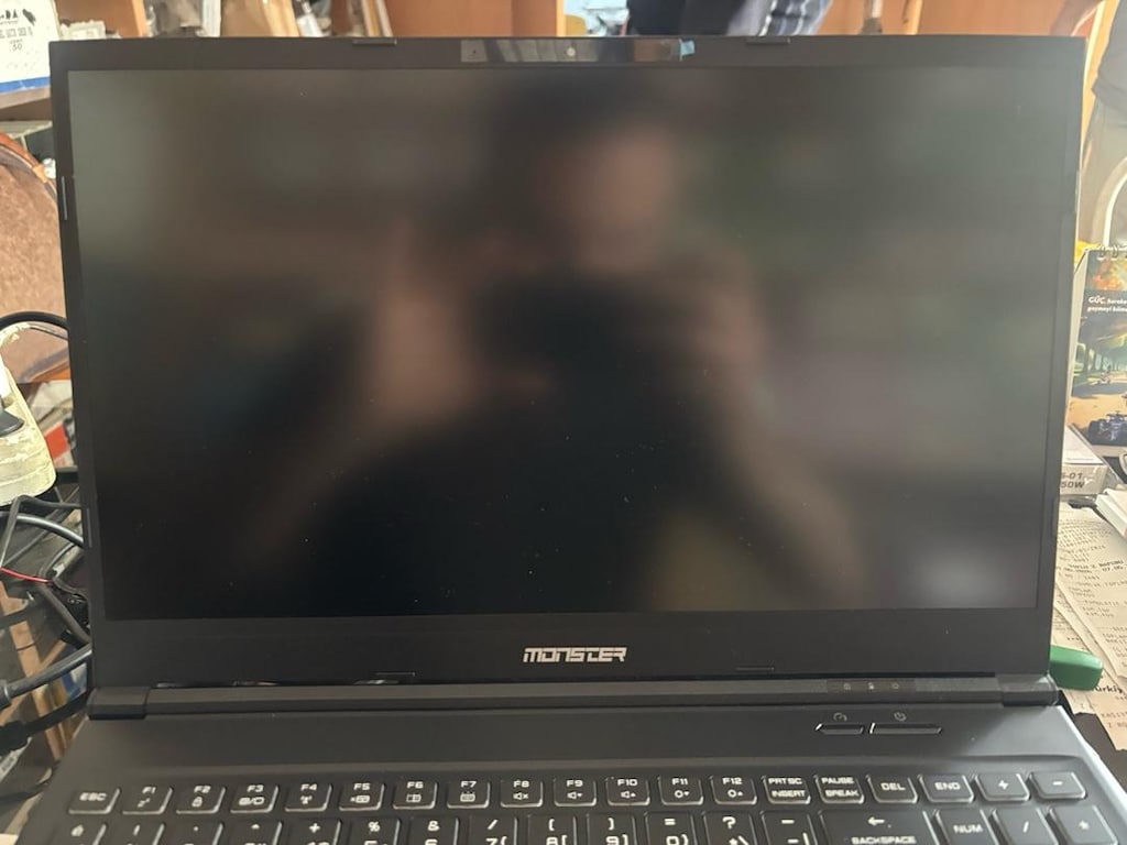 Monster Laptop Abra A5 V15.8.3 15.6 - 4