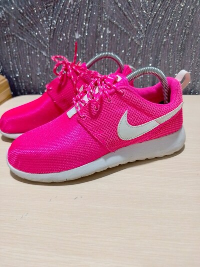 Nike Canlı Pembe Sneaker....37.5 numara
