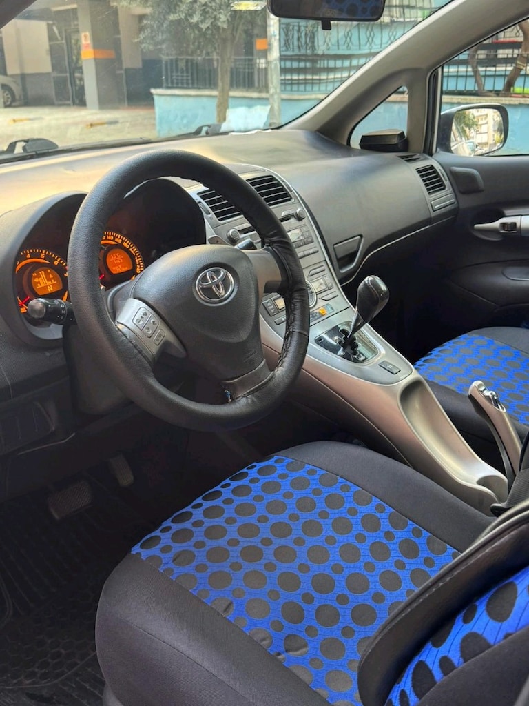 memurda Toyota Auris - 3