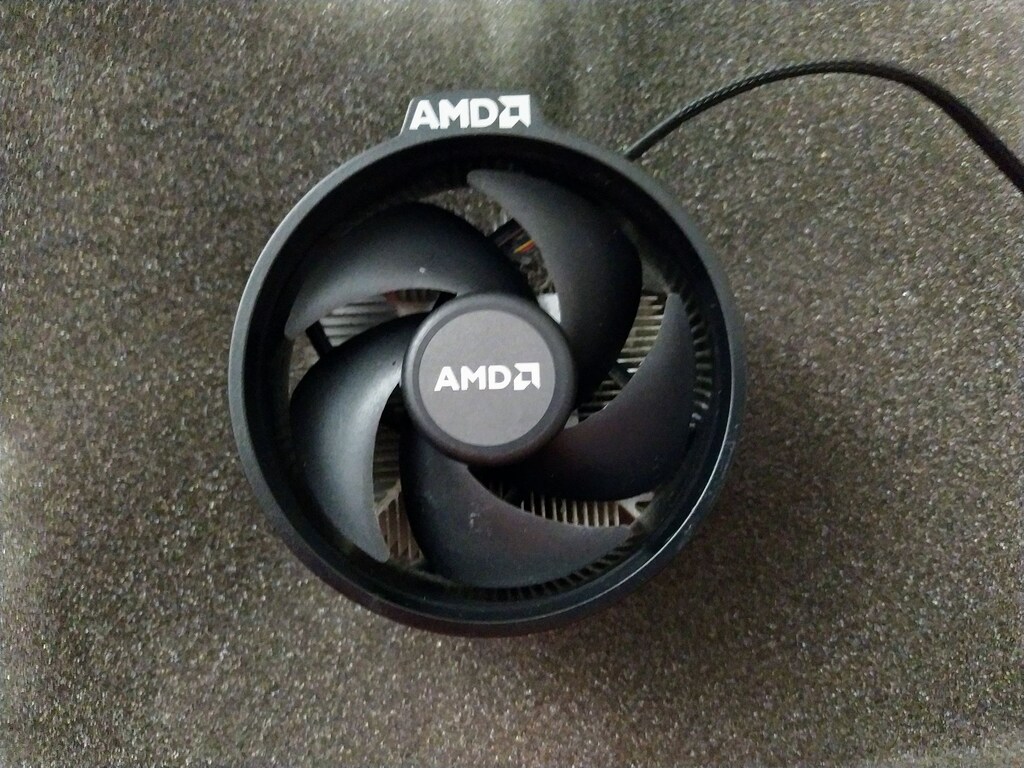 AMD Ryzen 5 2600X İşlemci - Wraith Spire AM4 Soğutuculu - 5