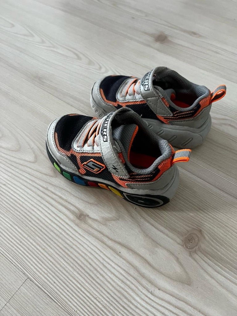 skechers - 2