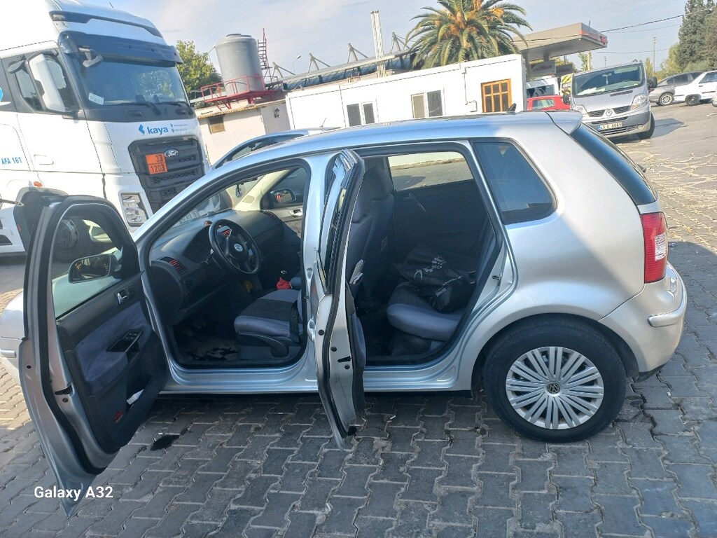 Wolksvagen Polo 1.4 16 valf - 18