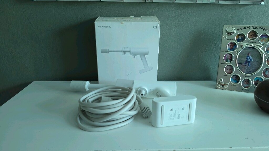 Xiaomi Mijia Taşınabilir Kablosuz Çok Amaçlı Yıkama Su Tabancası'dır. - 9