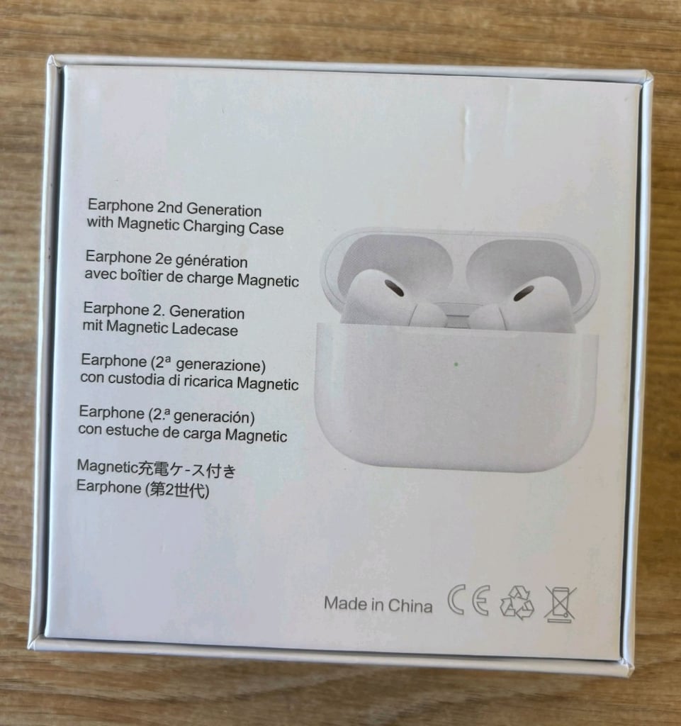 Apple AirPods 2 Pro - 4
