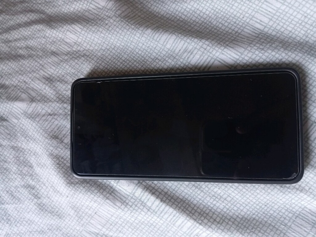 satılık poco f6 - 5