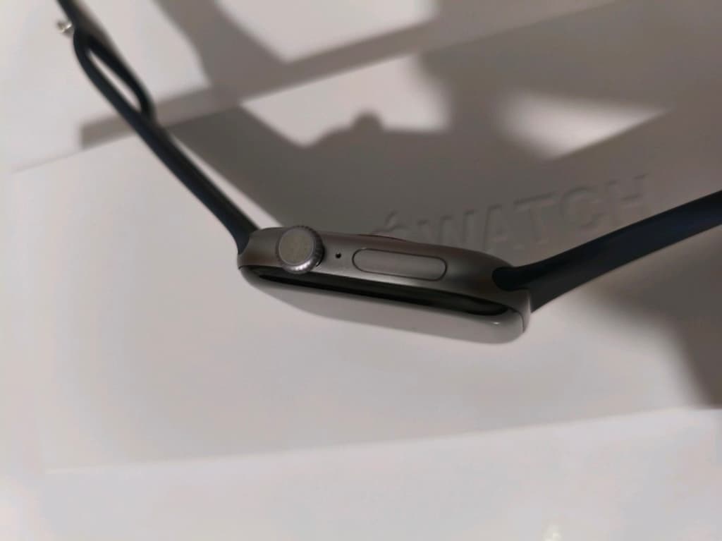 APPLE WATCH SERİES 12 46 mm UZAY GRİSİ - 3