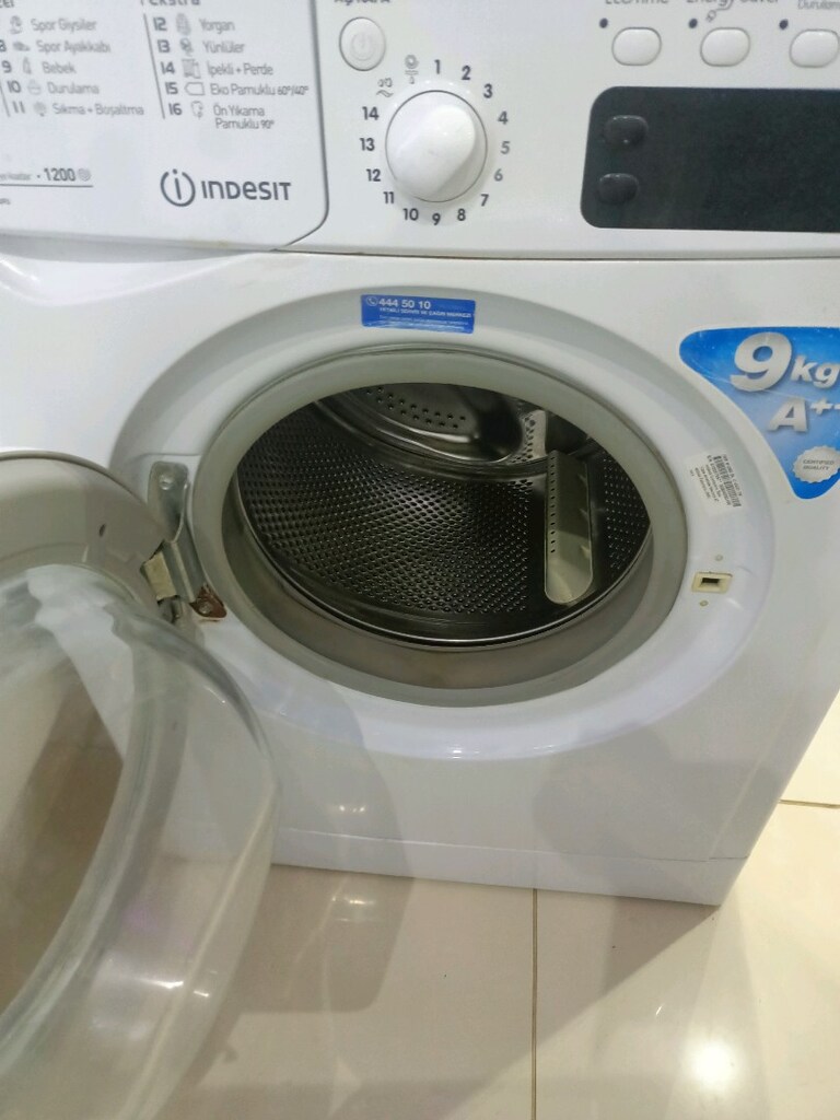 Indesit 9 kg 1200 devir yeni gibi Çamaşır Makinesi - 3