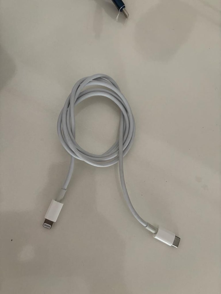 APPLE USB-C - Lightning Kablosu 1 m Beyaz ORİJİNAL SIFIR AYARINDA