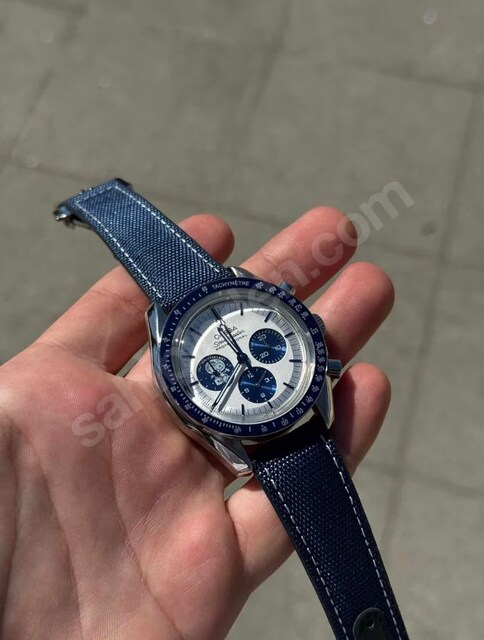 OMEGA SPEEDMASTER SNOOPY YILDÖNÜMÜ SERİSİ
