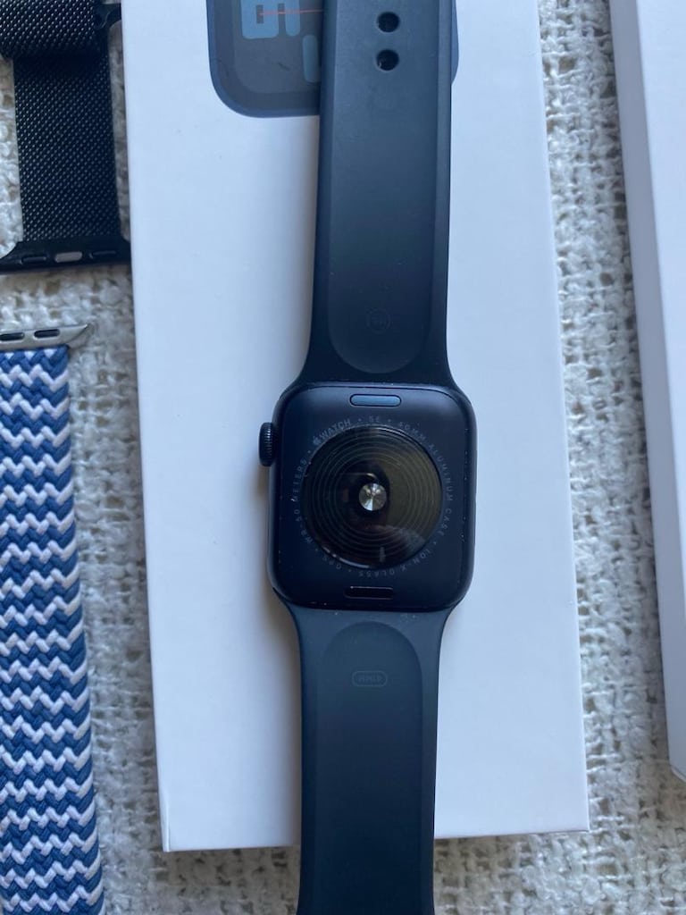 APPLE WATCH SE 40mm 2. Nesil TERTEMİZ - 4