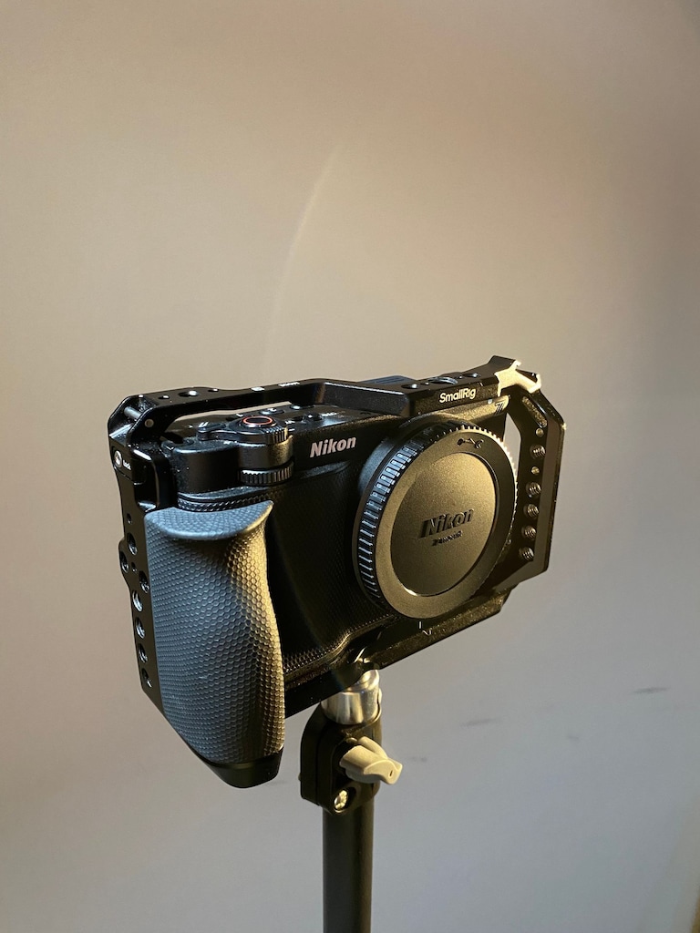 Nikon ZR 6K Body / SmallRig Kafes + Ek Orijinal Batarya - 10