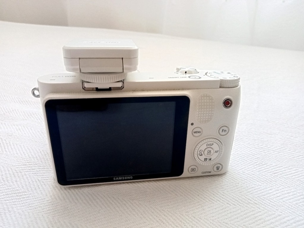 Samsung NX1000 Fotoğraf Makinesi - 6