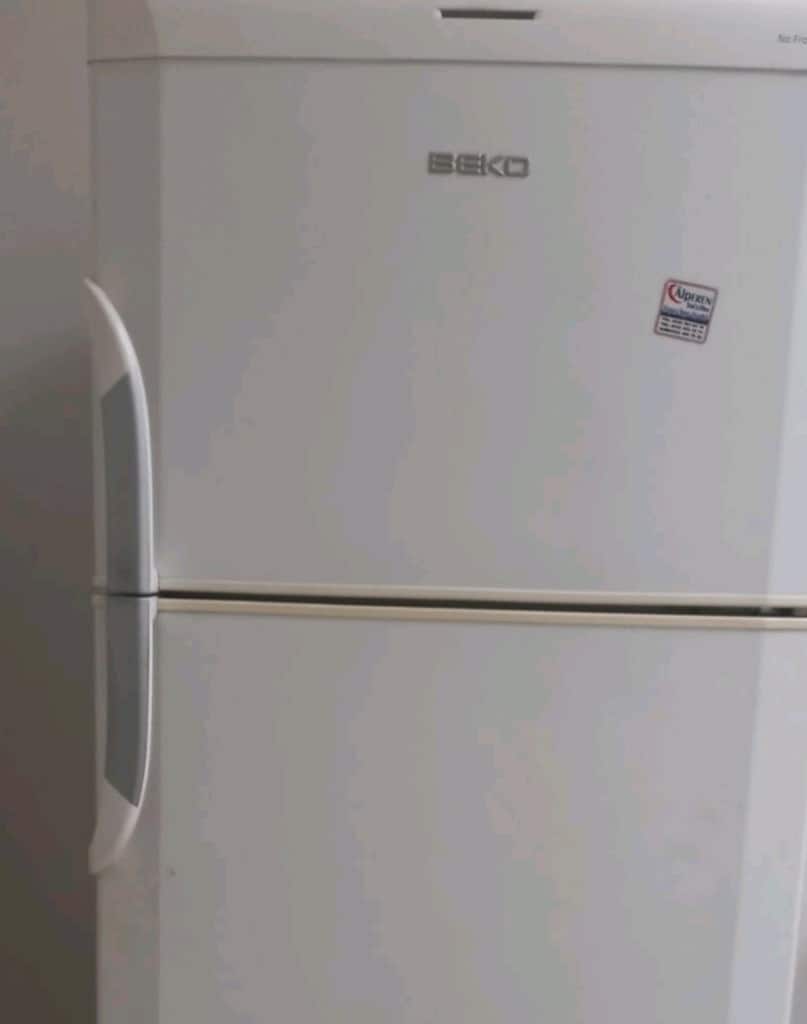 BEKO ÇOK GÜZEL BOZ DOLABI - 2