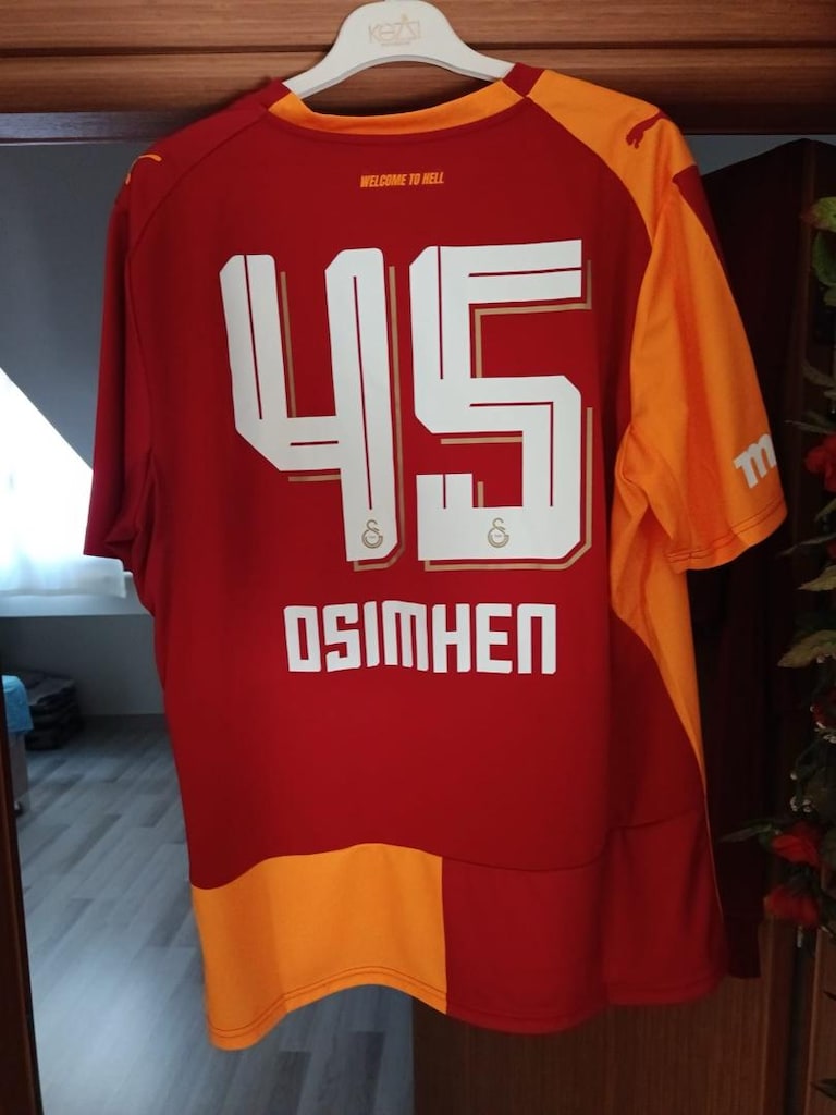 İmzalı Galatasaray Forması - 2
