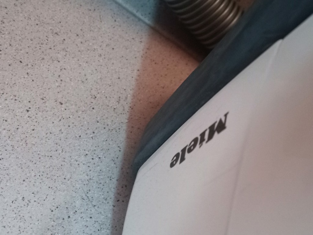 Miele Elektrik Süpürgesi Alman Miele Süpürge Toz Torbalı Hepa Filtreli - 4