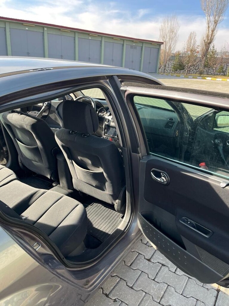Memurdan megane 2 1.6 lpg li - 10