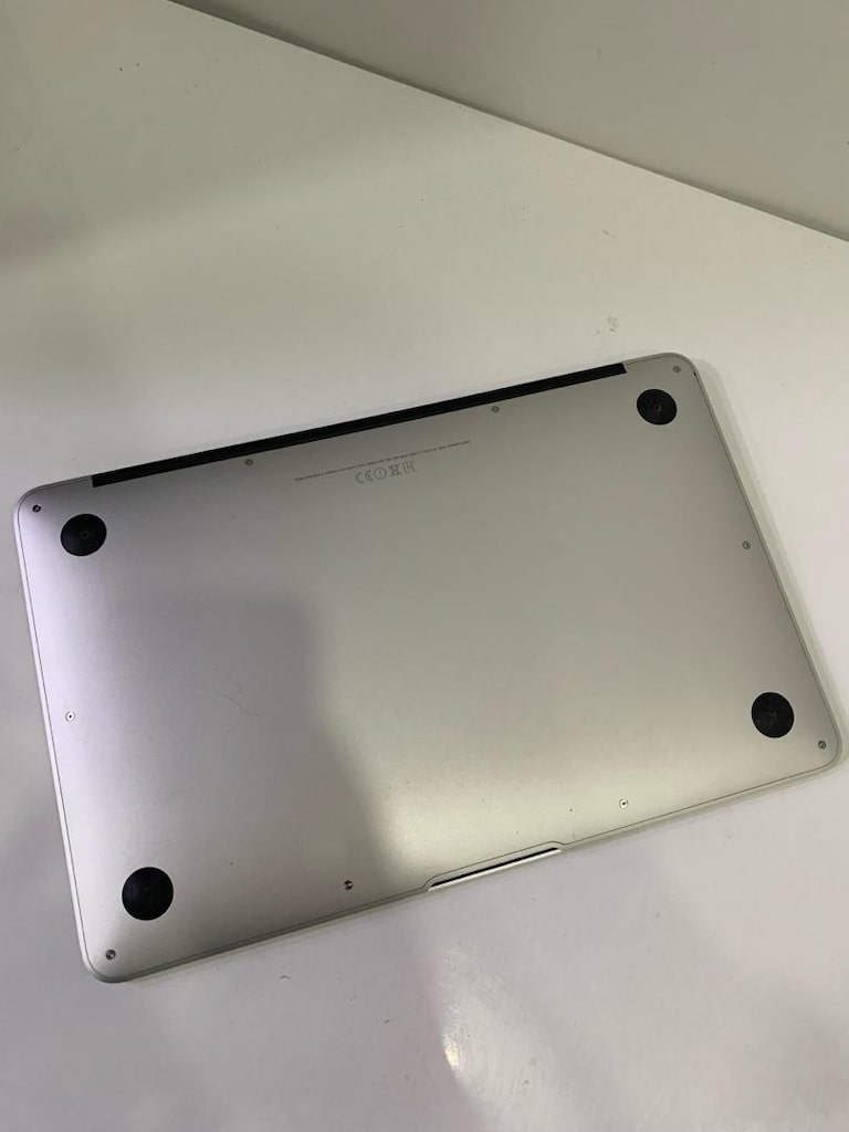 Macbook Air 2015 11 inç i5 4 ram 128 Ssd Monterey A1465 model - 6